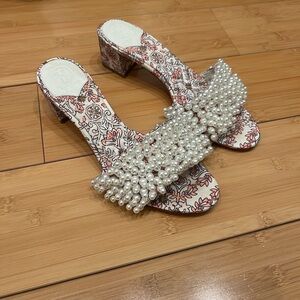 Tory Burch size 7.5 M Tatiana Hicks Garden Printed Satin Pearl 45mm Slides Shoes